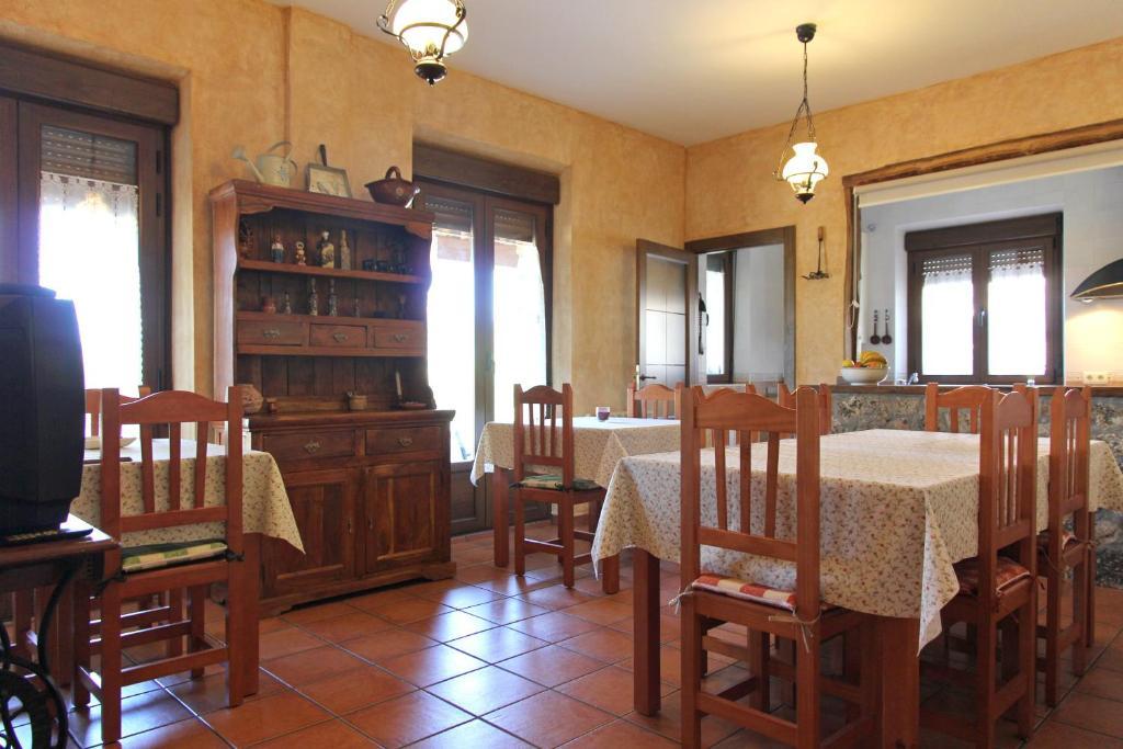 Hotel Los Arrenes De Tarancuena Exterior photo